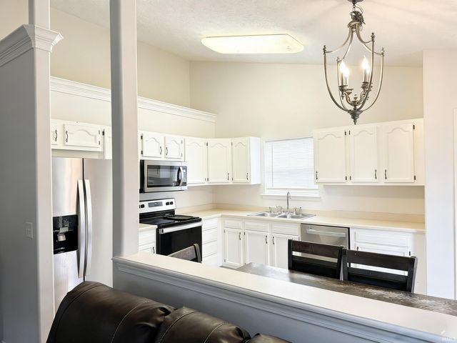 3878 CHENANGO Place, West Lafayette, IN 47906