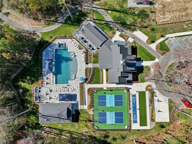 23078 Retreat LN, Carrollton, VA 23314