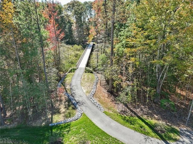 23078 Retreat LN, Carrollton, VA 23314