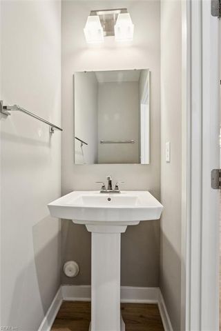 23078 Retreat LN, Carrollton, VA 23314