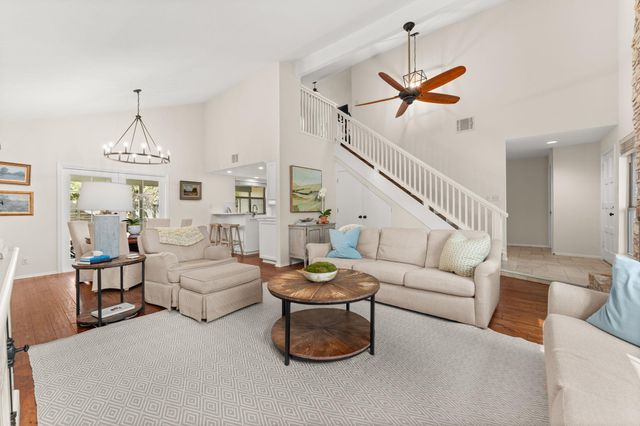 4804 Trail Crest CIR, Austin, TX 78735