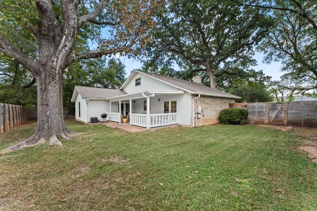 4804 Trail Crest CIR, Austin, TX 78735