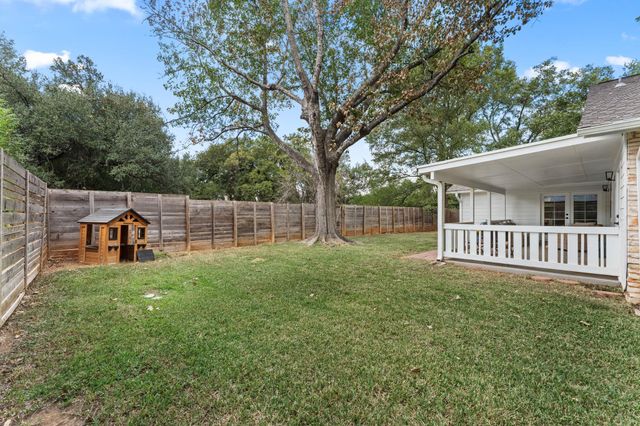 4804 Trail Crest CIR, Austin, TX 78735