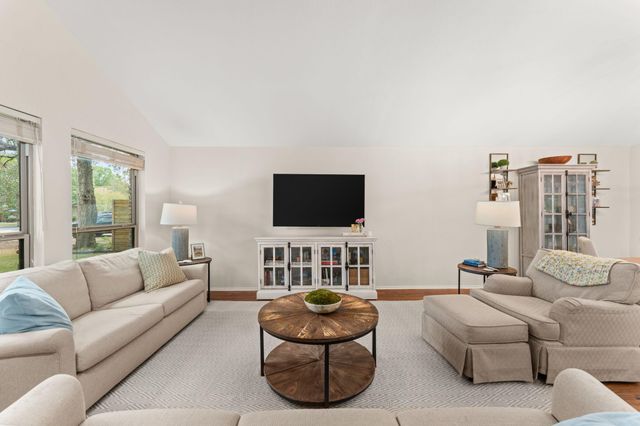 4804 Trail Crest CIR, Austin, TX 78735