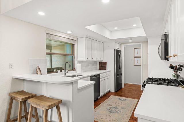 4804 Trail Crest CIR, Austin, TX 78735