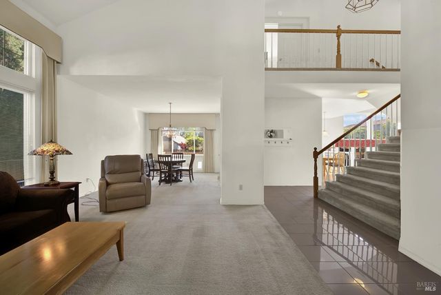 150 Deerglen Cir, Vacaville, CA 95687