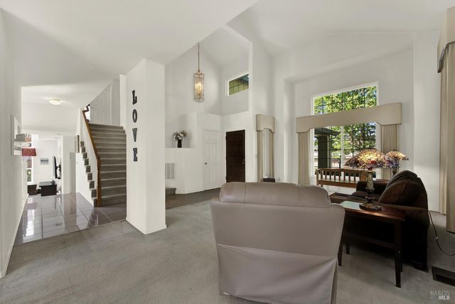 150 Deerglen Cir, Vacaville, CA 95687