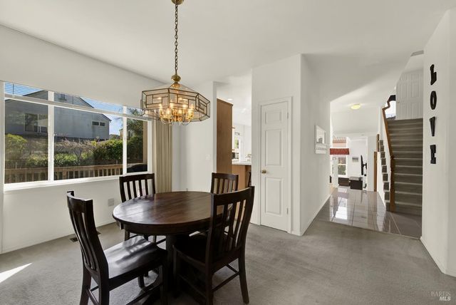 150 Deerglen Cir, Vacaville, CA 95687