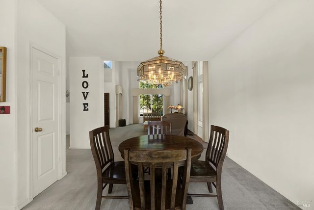 150 Deerglen Cir, Vacaville, CA 95687