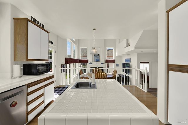 150 Deerglen Cir, Vacaville, CA 95687