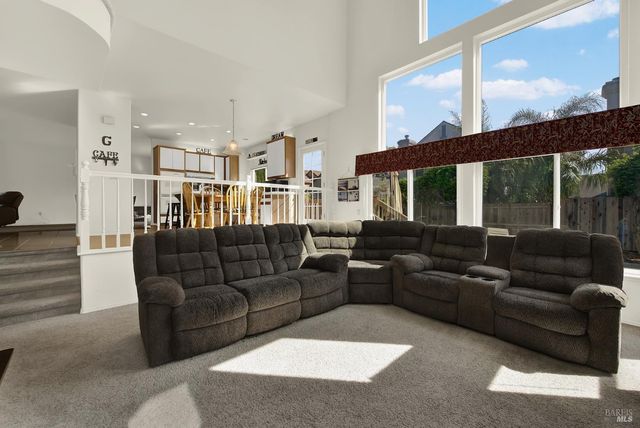 150 Deerglen Cir, Vacaville, CA 95687