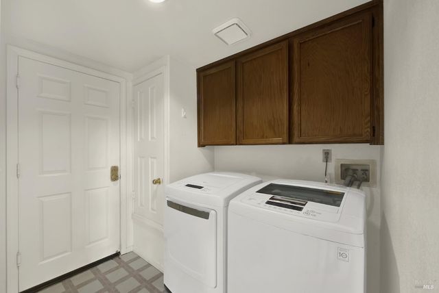 150 Deerglen Cir, Vacaville, CA 95687