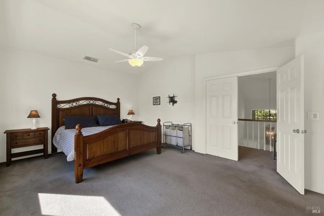 150 Deerglen Cir, Vacaville, CA 95687