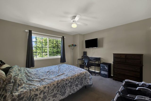 150 Deerglen Cir, Vacaville, CA 95687