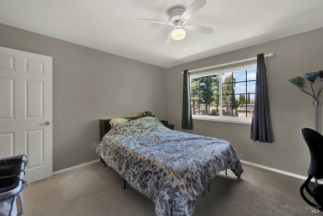 150 Deerglen Cir, Vacaville, CA 95687