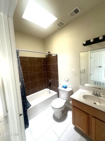 925 Brezo Street, Horizon City, TX 79928