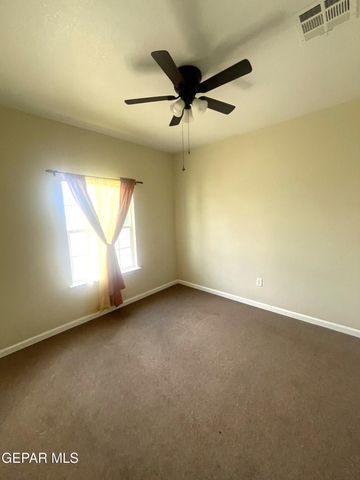 925 Brezo Street, Horizon City, TX 79928