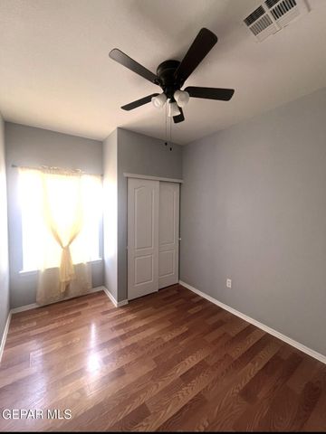 925 Brezo Street, Horizon City, TX 79928