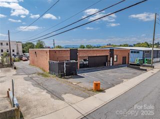 46 Aston Street, Asheville, NC 28801