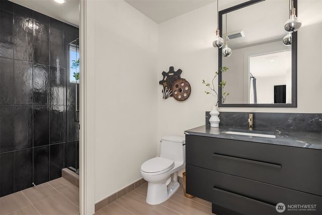 6504 103rd Avenue NE, Kirkland, WA 98033