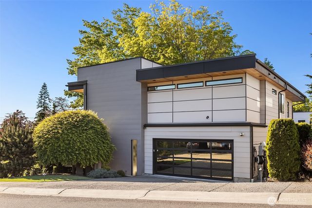 6504 103rd Avenue NE, Kirkland, WA 98033