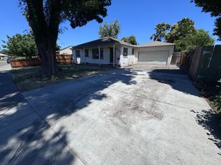 3324 Moon Ave, Stockton, CA 95204