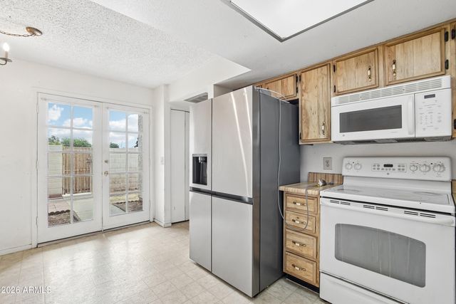 1342 W EMERALD Avenue 365, Mesa, AZ 85202