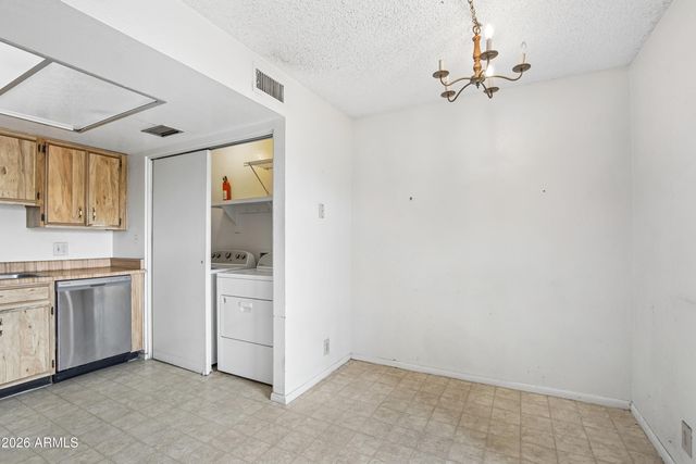 1342 W EMERALD Avenue 365, Mesa, AZ 85202