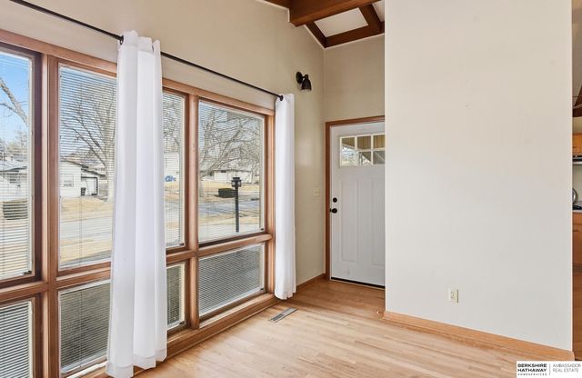 4957 Valley Street, Omaha, NE 68106