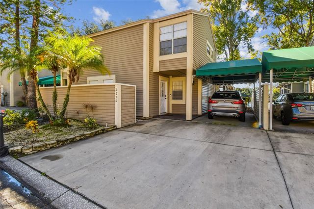 6916 LAKE PLACE COURT, Tampa, FL 33634