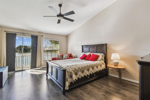 6916 LAKE PLACE COURT, Tampa, FL 33634