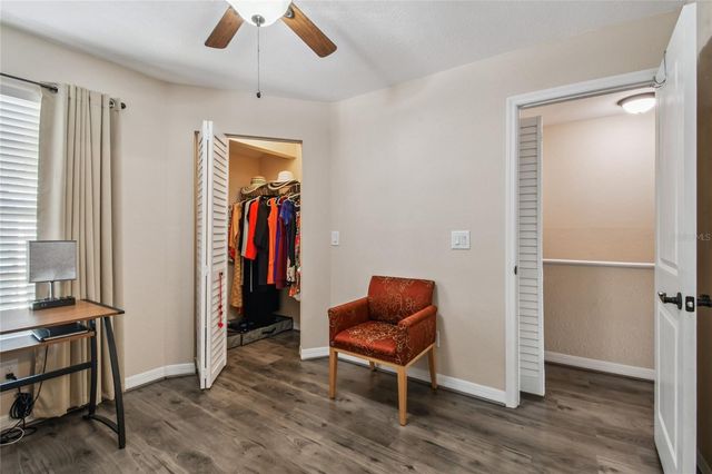 6916 LAKE PLACE COURT, Tampa, FL 33634