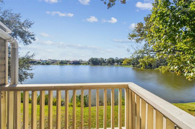 6916 LAKE PLACE COURT, Tampa, FL 33634