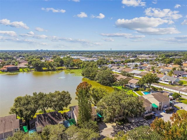 6916 LAKE PLACE COURT, Tampa, FL 33634