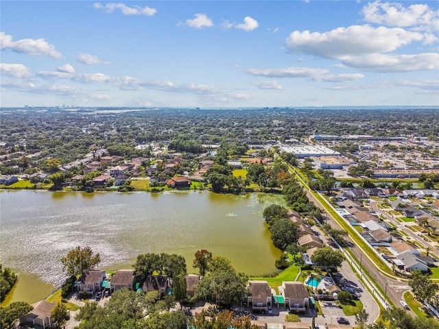 6916 LAKE PLACE COURT, Tampa, FL 33634