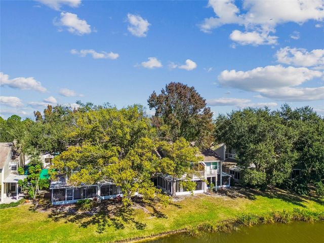 6916 LAKE PLACE COURT, Tampa, FL 33634