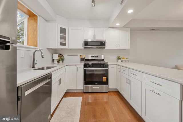 3825 KELLER AVE, Alexandria, VA 22302