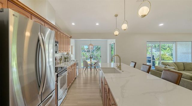 3033 GRAFTON STREET, Sarasota, FL 34231
