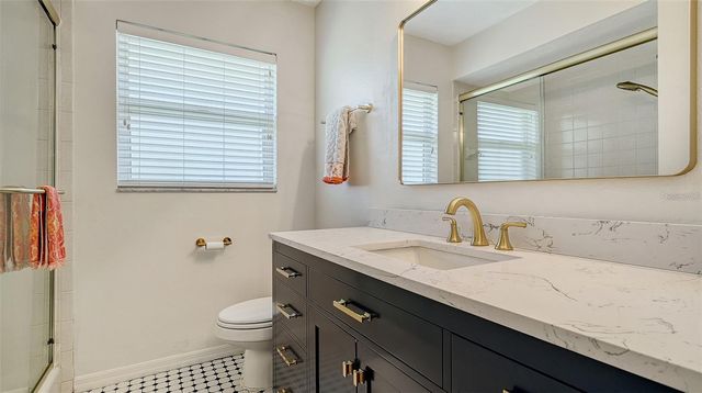 3033 GRAFTON STREET, Sarasota, FL 34231