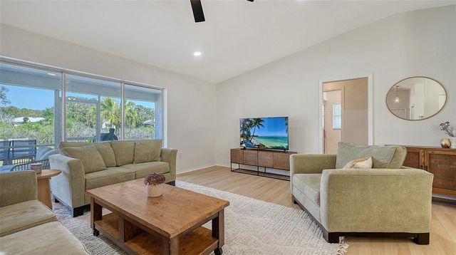 3033 GRAFTON STREET, Sarasota, FL 34231