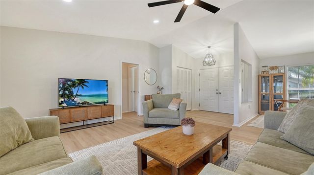3033 GRAFTON STREET, Sarasota, FL 34231