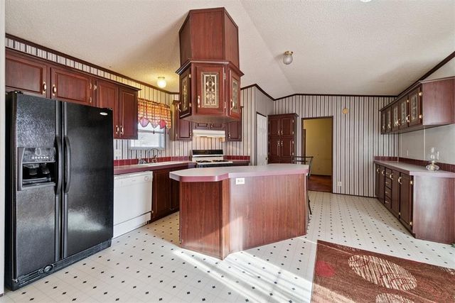 20508 SE 95th Street, Newalla, OK 74857