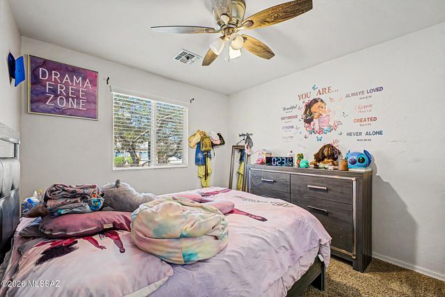 725 S Harry P Stagg Place, Vail, AZ 85641