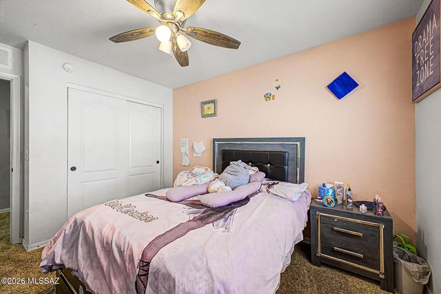 725 S Harry P Stagg Place, Vail, AZ 85641