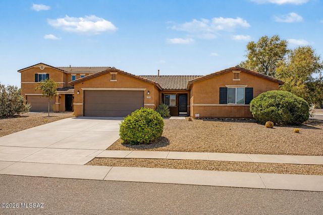725 S Harry P Stagg Place, Vail, AZ 85641