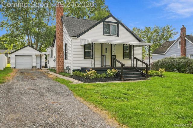 3135 Eastwood Drive, Rochester Hills, MI 48309