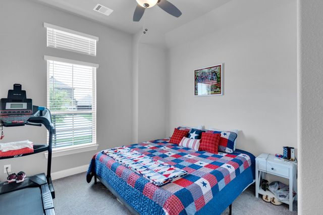 4033 Garden Grove Road, Midlothian, TX 76065