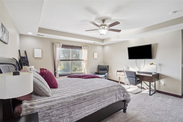 100 SE Stone Prairie Drive, Waukee, IA 50263