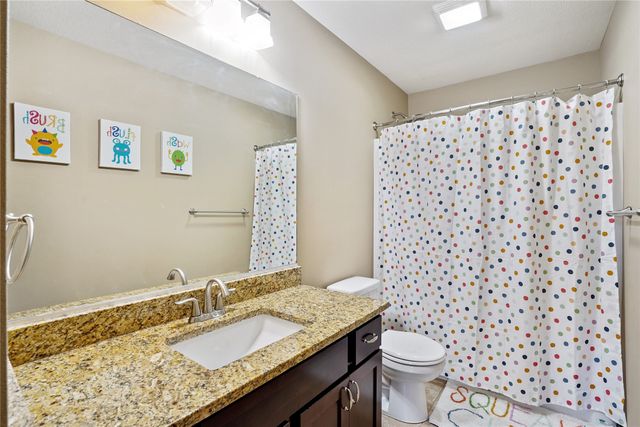 100 SE Stone Prairie Drive, Waukee, IA 50263