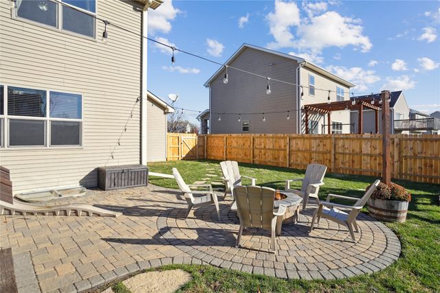 100 SE Stone Prairie Drive, Waukee, IA 50263